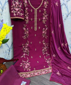 AVON TRENDZ 9031 D SALWAR KAMEEZ MANUFACTURER