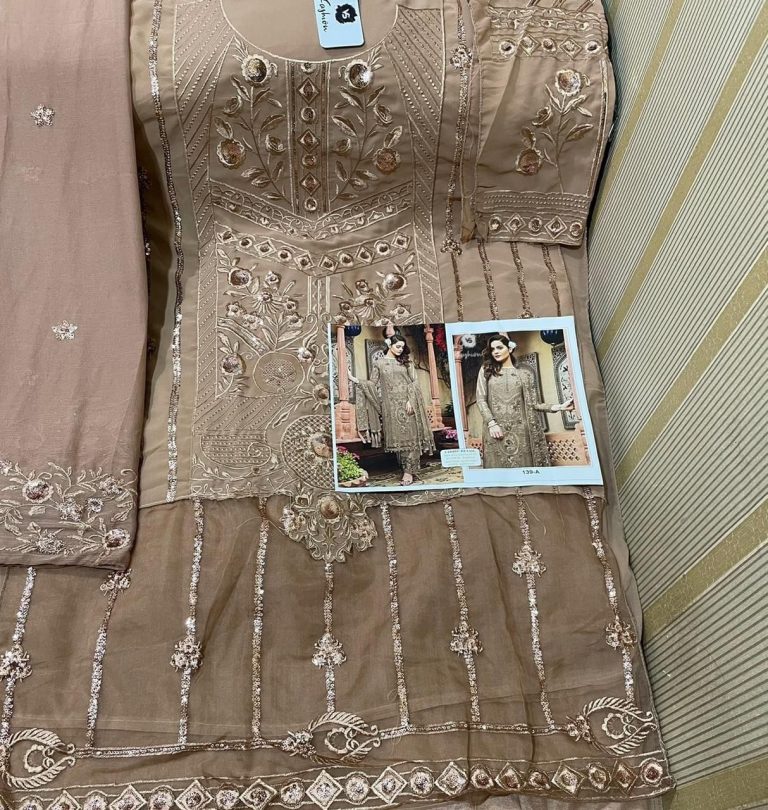 VS FASHION 139 A SALWAR KAMEEZ MANUFACTURER