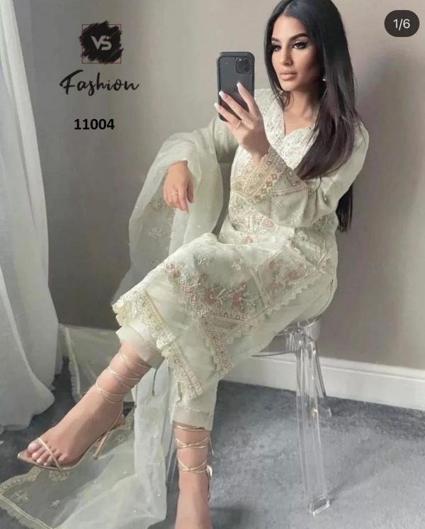 VS FASHION 11004 PAKISTANI SALWAR KAMEEZ WHOLESALER