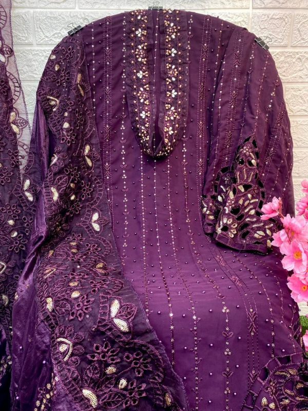 FREESIA 1154 M MBROIDERED PAKISTANI SUITS IN INDIA