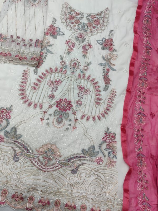 SHREE FABS S 676 PAKISTANI SUITS MANUFACTURER