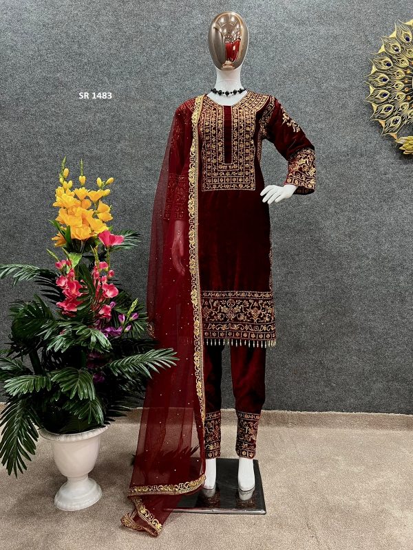 SHREE HARI SR 1483 READYMADE VELVET SUITS MANUFACTURER