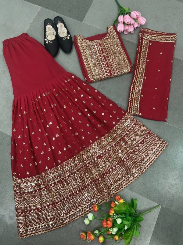 SHREE HARI SR 1528 D FANCY DESIGNER SUITS