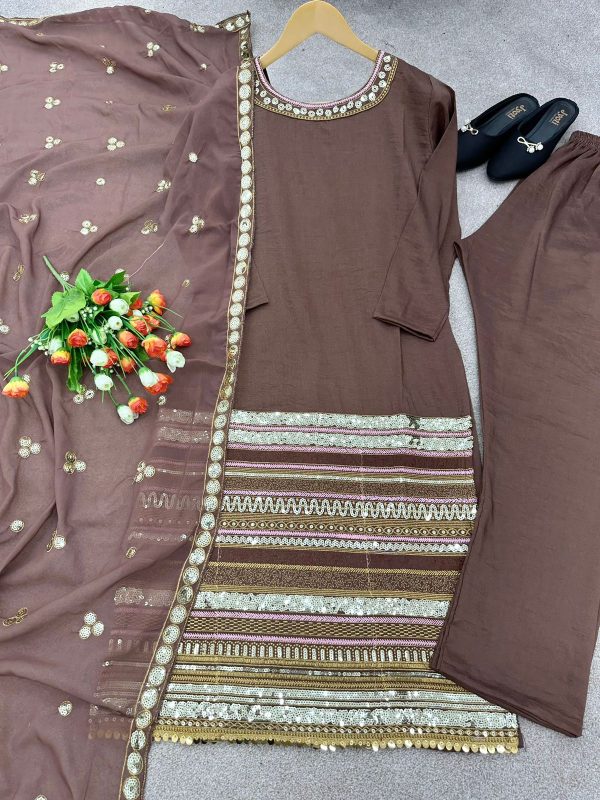 SHREE HARI SR 1544 DESIGNER SUITS MANUFACTURER