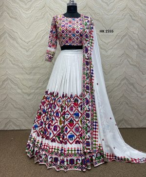 HK 1555 A DESIGNER LEHENGA WHOLESALE