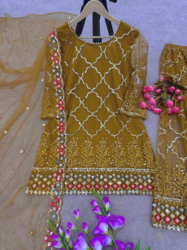 SHREE HARI SRK 5034 DESIGNER SUITS WHOLESALE