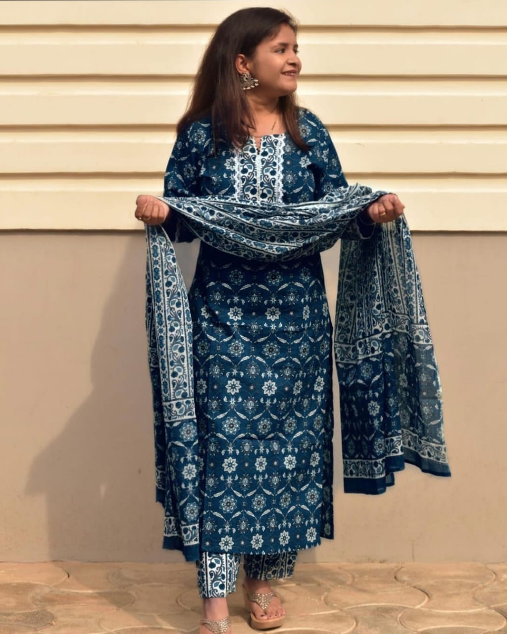 Discover more than 84 gujarati kurti design super hot - thtantai2