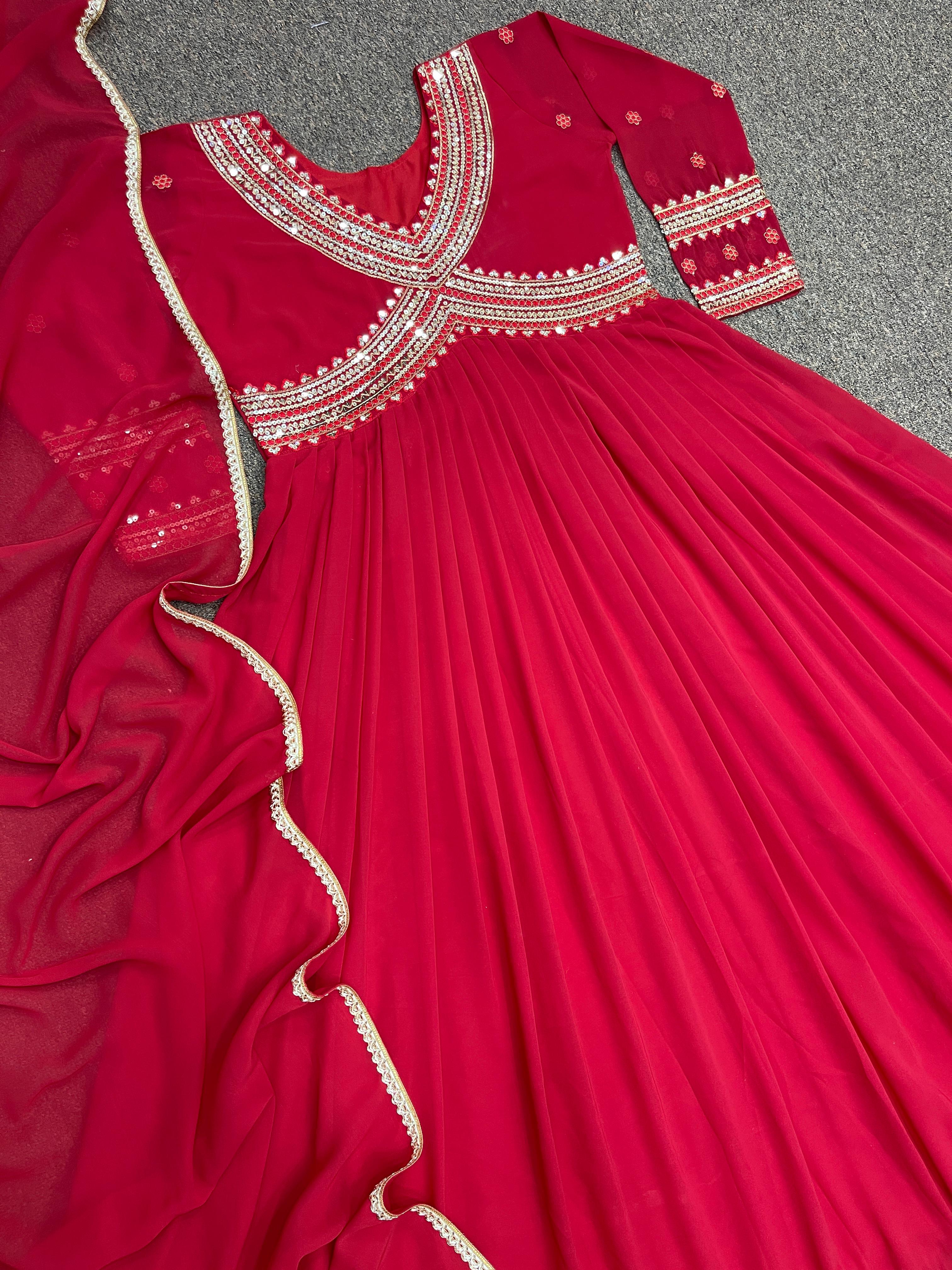 HK 1572 DESIGNER GOWN MANUFACTURER