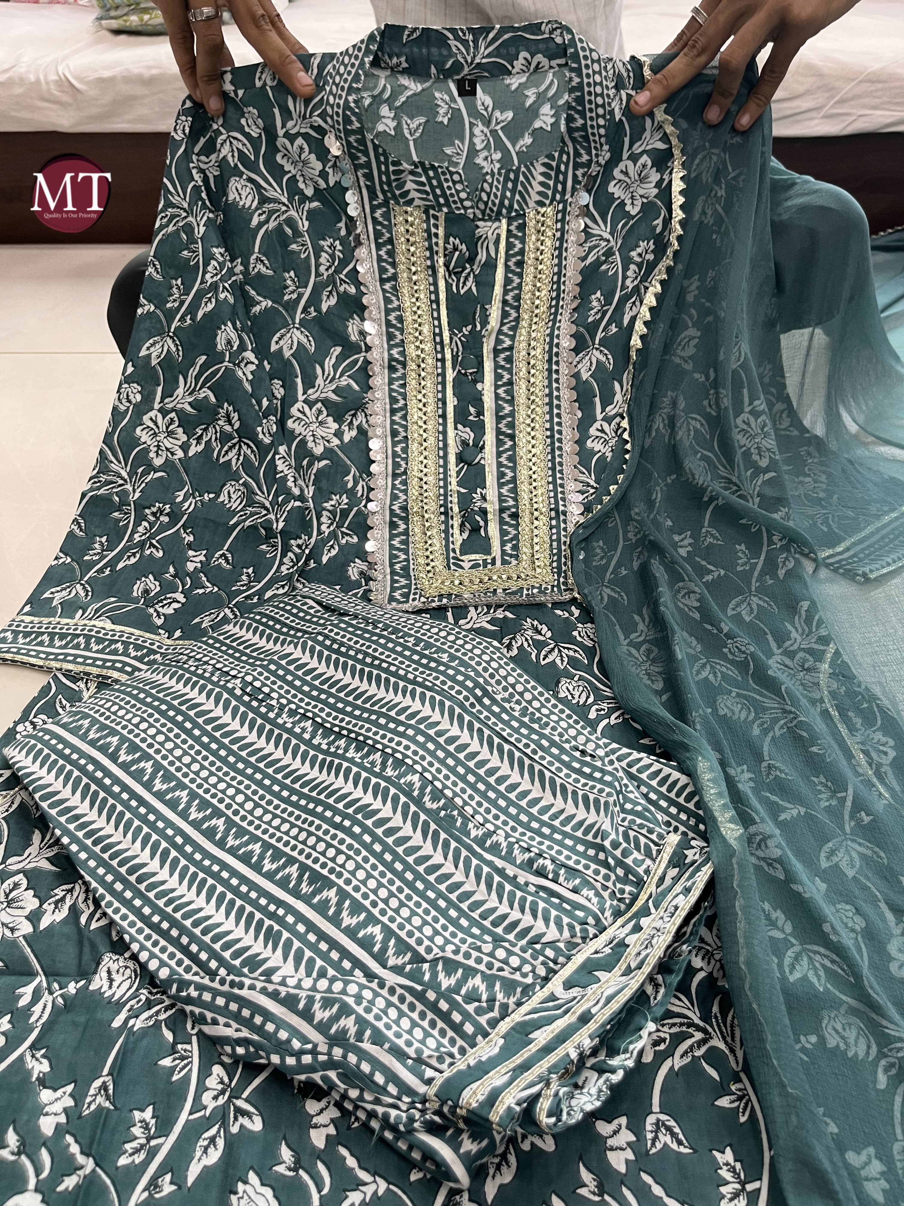 MURTI TRENDS GREEN AFGHANI STYLE SUITS WHOLESALE