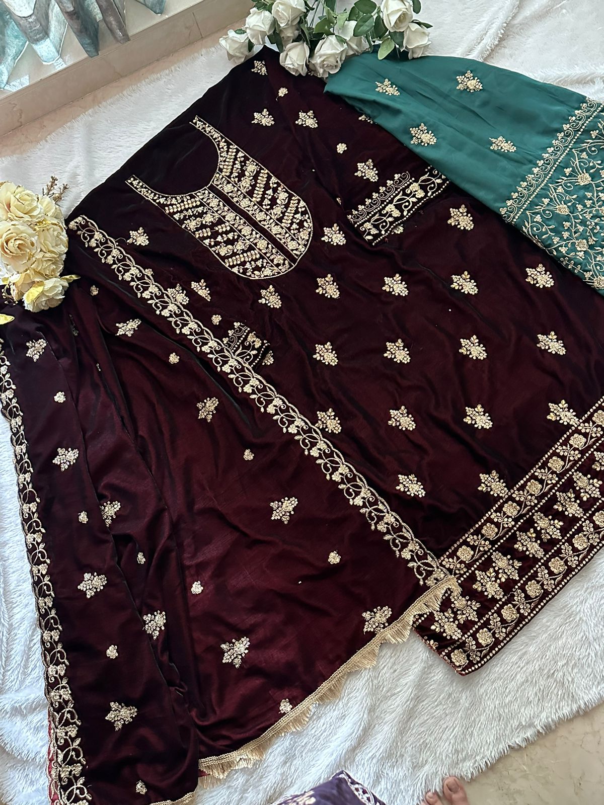 ZIAAZ DESIGNS 361 VELVET PAKISTANI SUITS IN INDIA