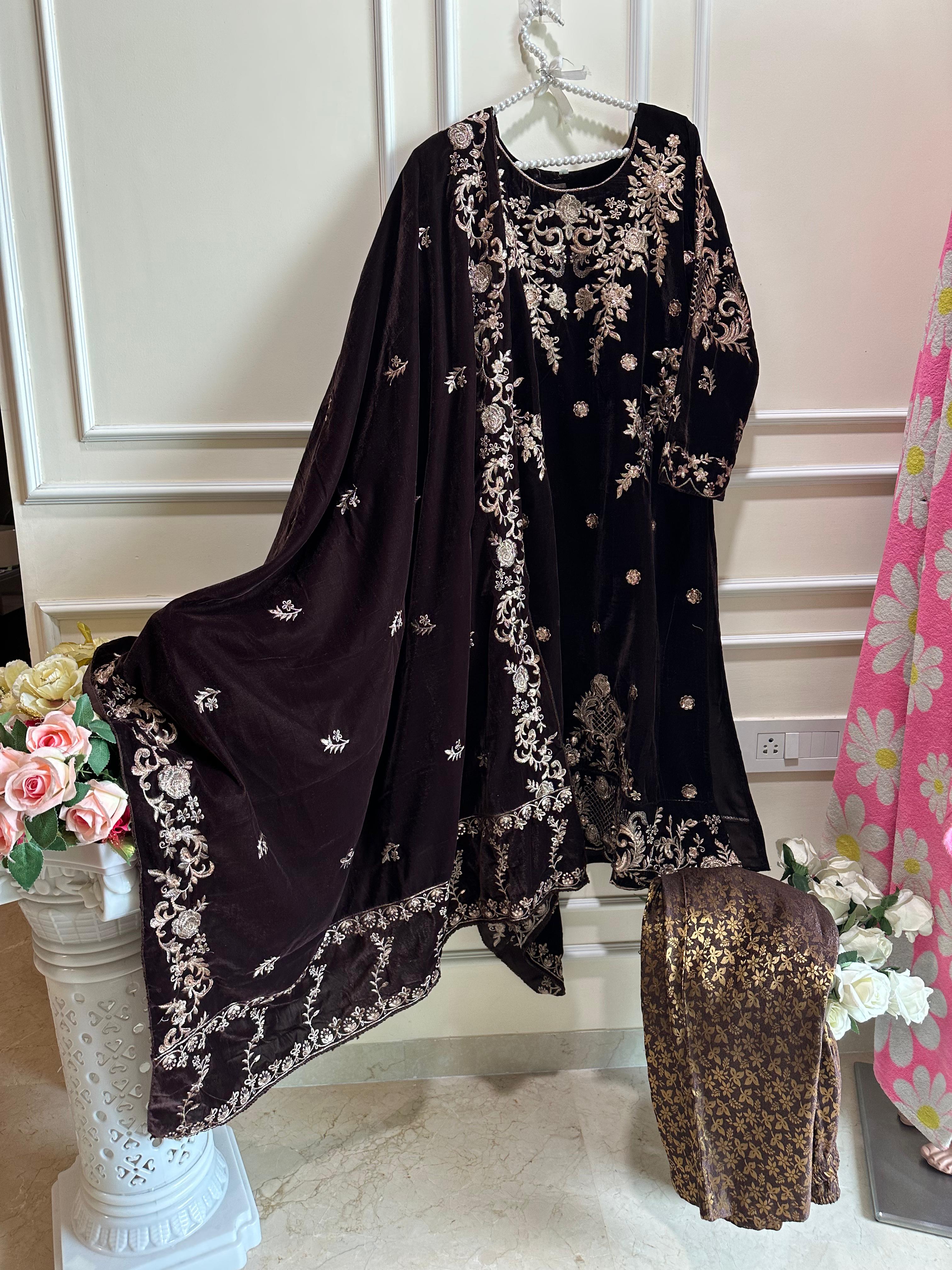 ZIAAZ DESIGNS 363 VELVET PAKISTANI SUITS IN INDIA