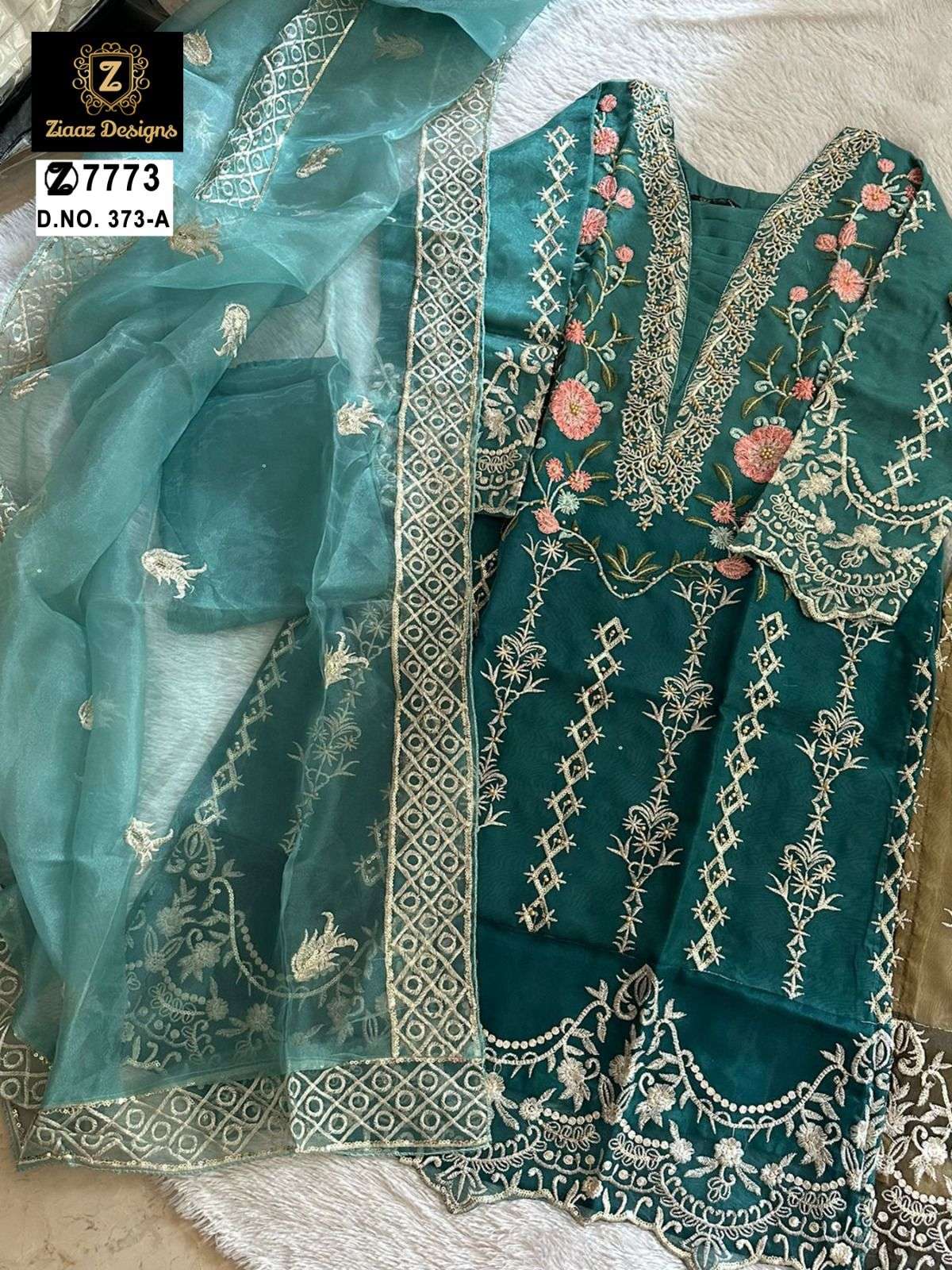 ZIAAZ DESIGNS 373 A PAKISTANI SUITS IN INDIA