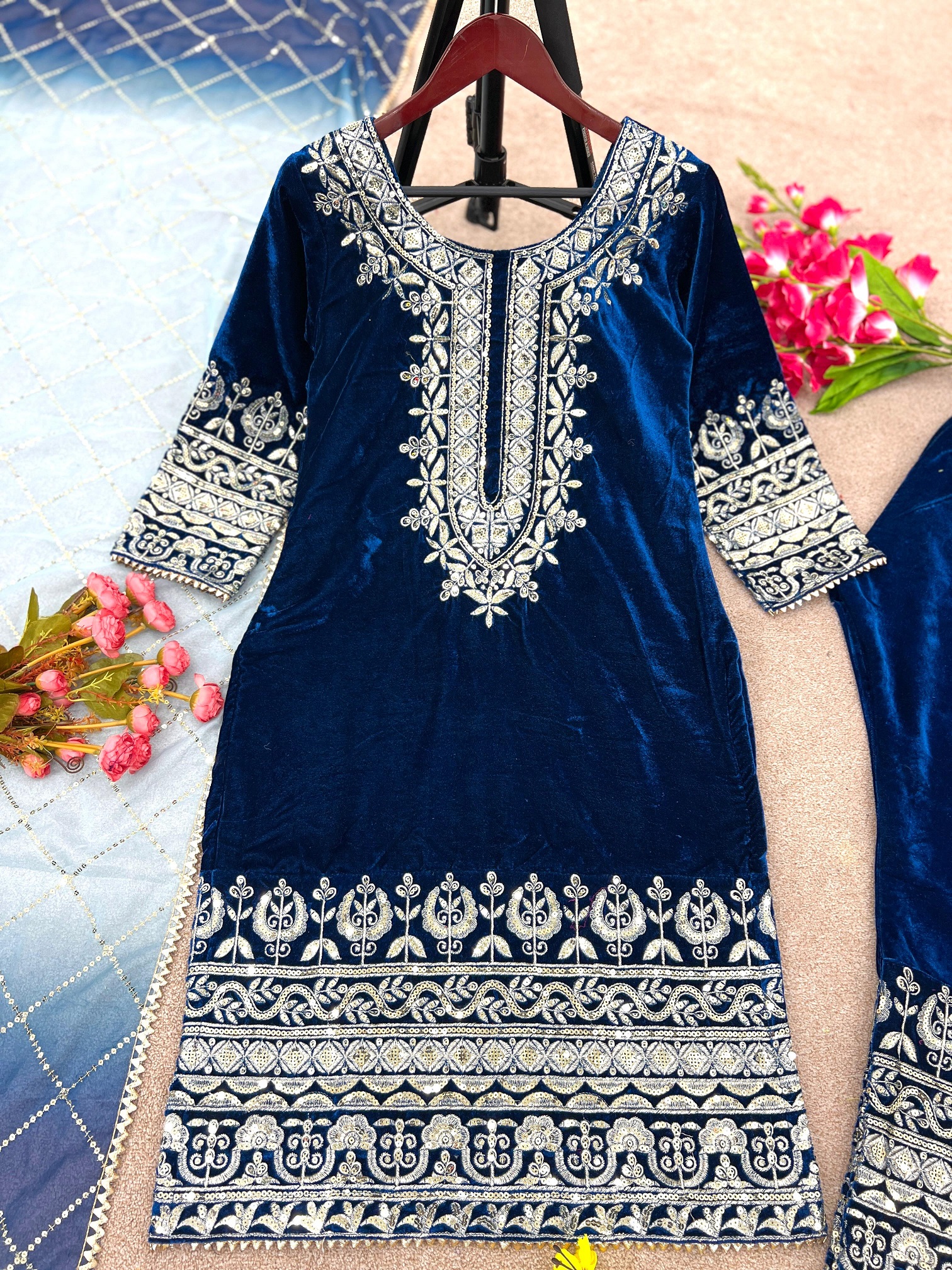 SHREE HARI SSR 434 DESIGNER VELVET SUITS