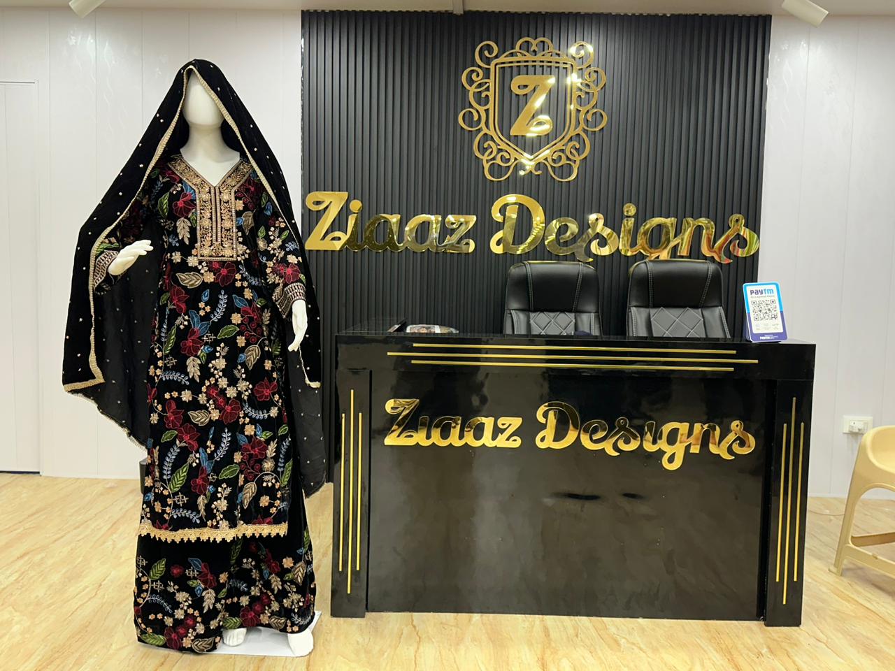 ZIAAZ DESIGNS 394 VELVET PAKISTANI SUITS