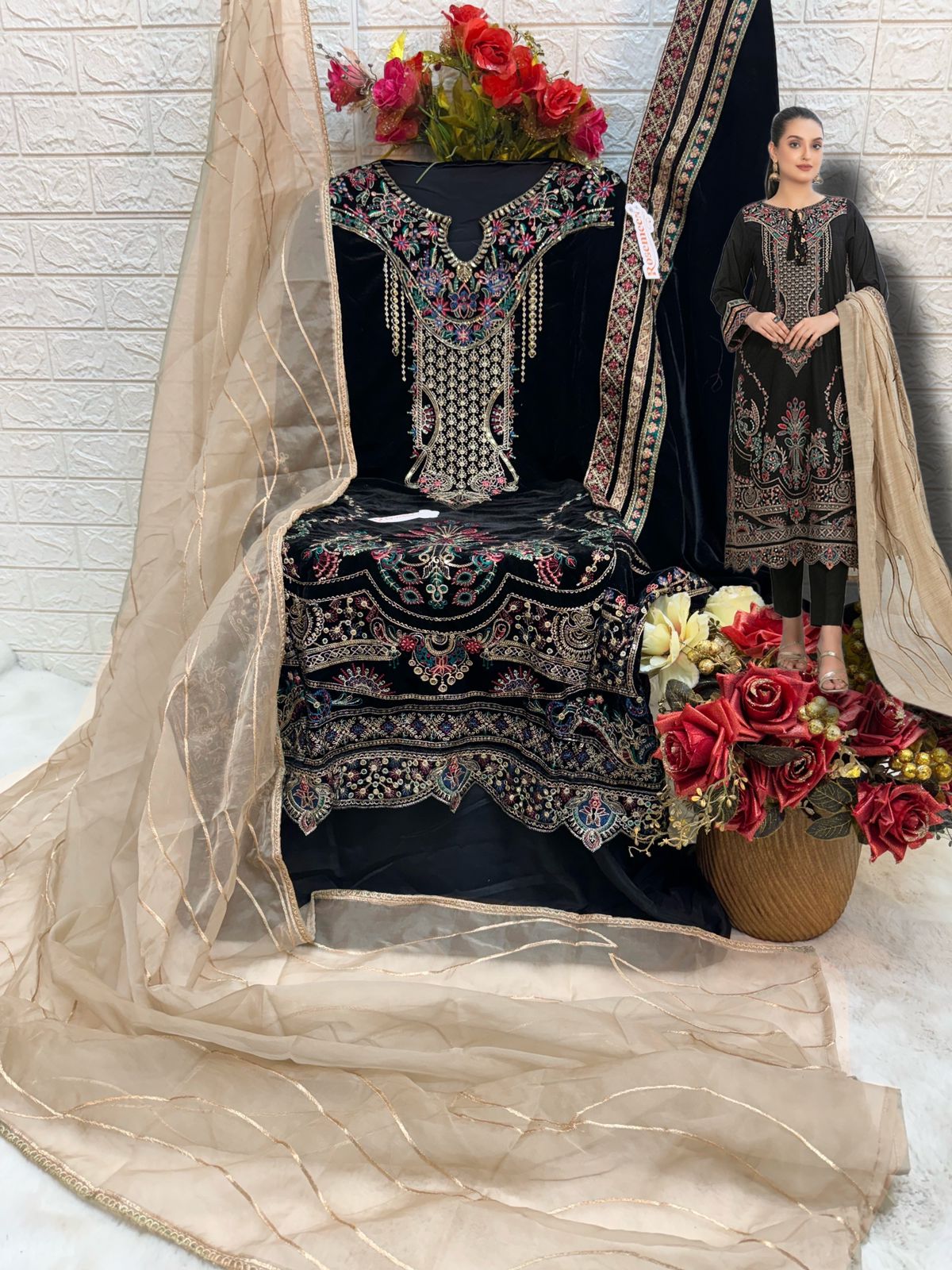 FEPIC V 17029 VELVET PAKISTANI SUITS IN INDIA