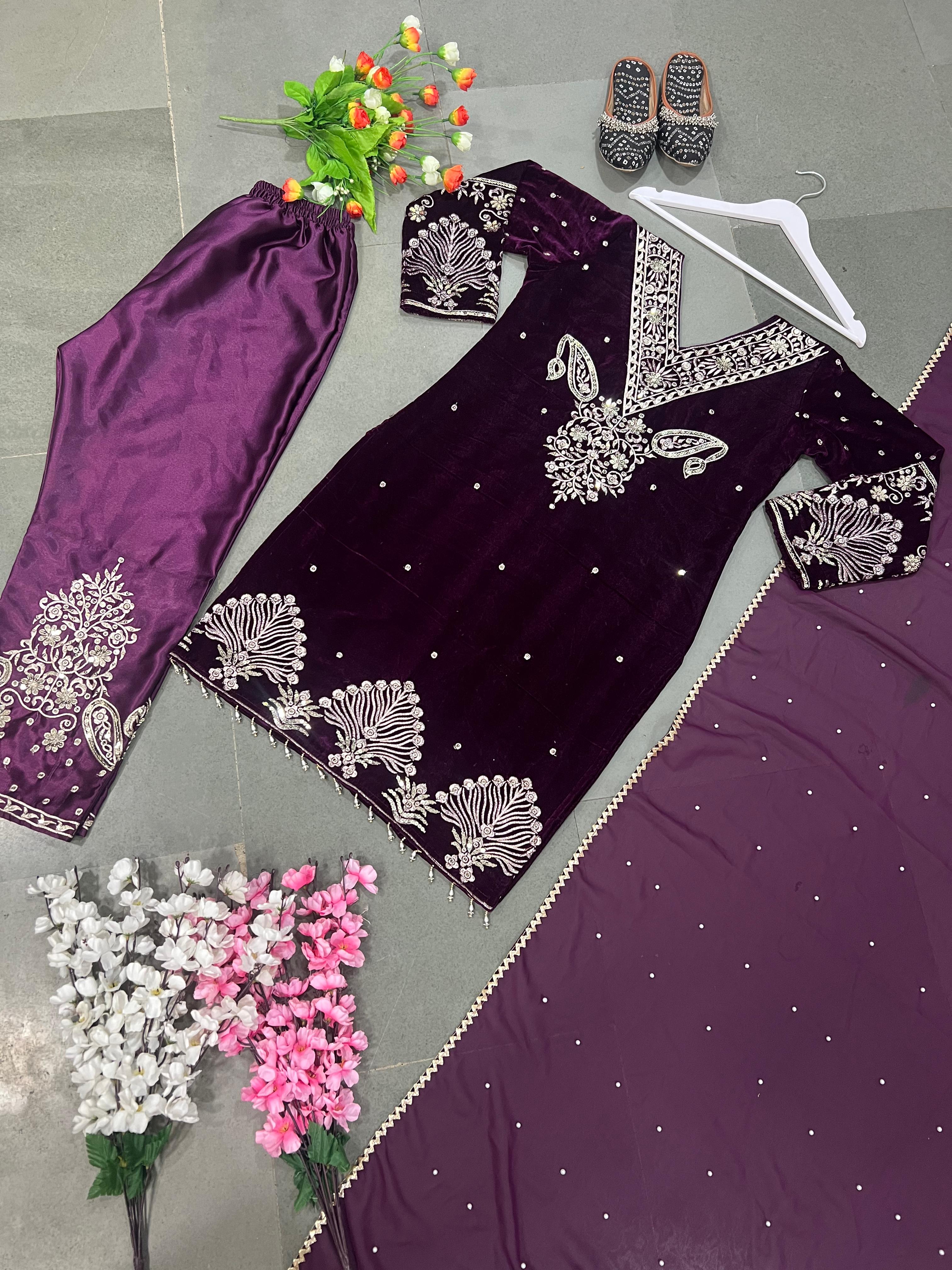 SHREE HARI SRK 5113 DESIGNER VELVET SUITS