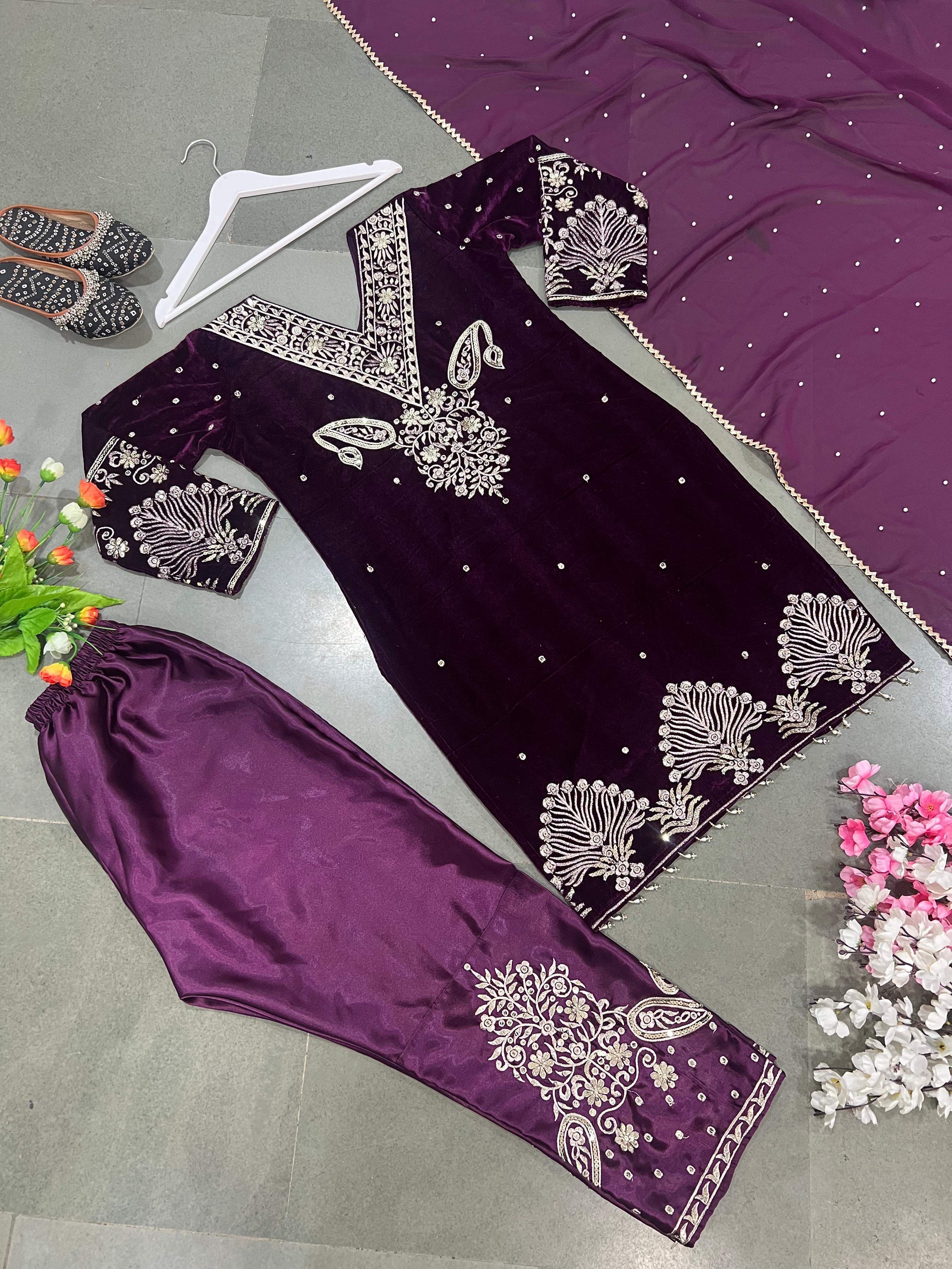 SHREE HARI SRK 5113 DESIGNER VELVET SUITS