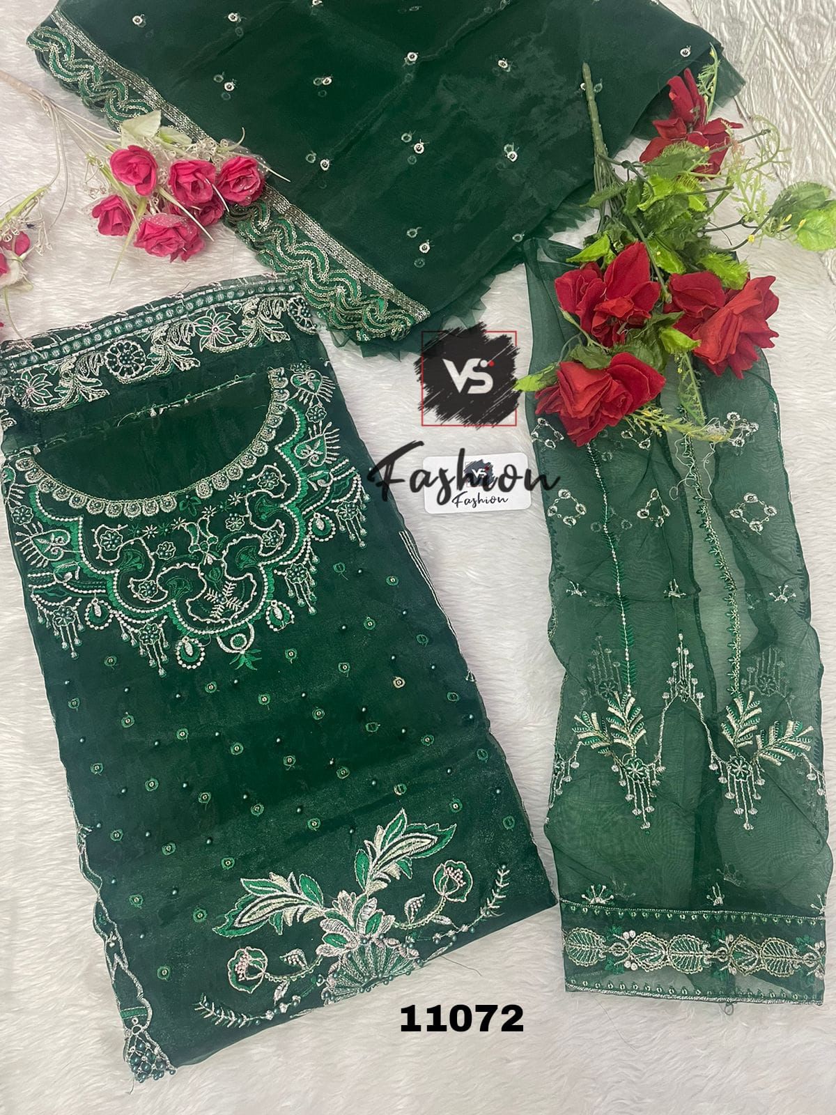 VS FASHION 11072 B PAKISTANI SUITS WHOLESALE