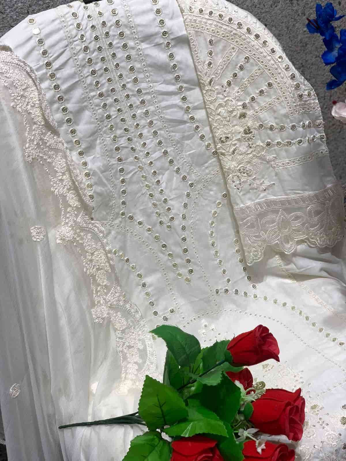 DINSAA SUIT 210 PAKISTANI SUITS WHOLESALE