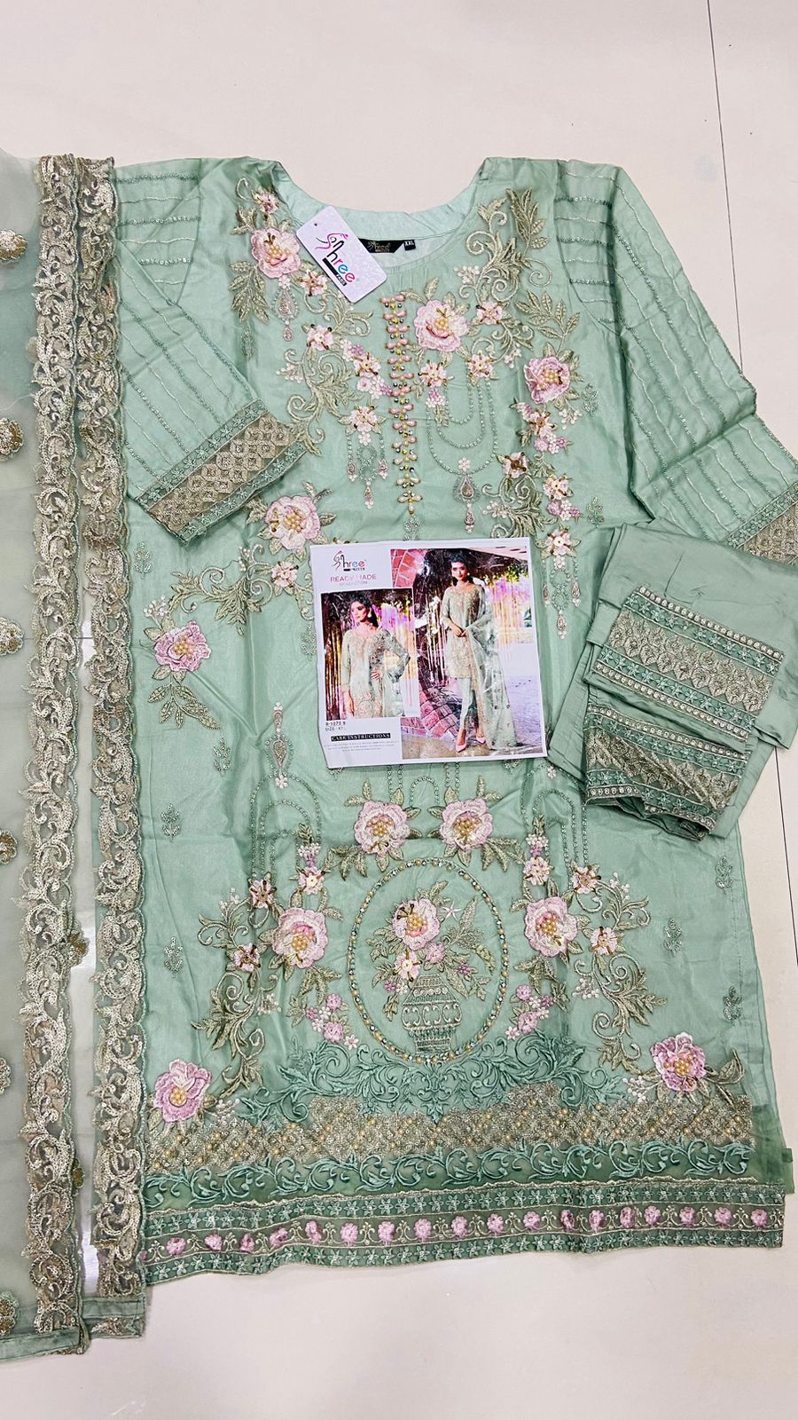 SHREE FABS R 1070 B READYMADE SUITS IN INDIA