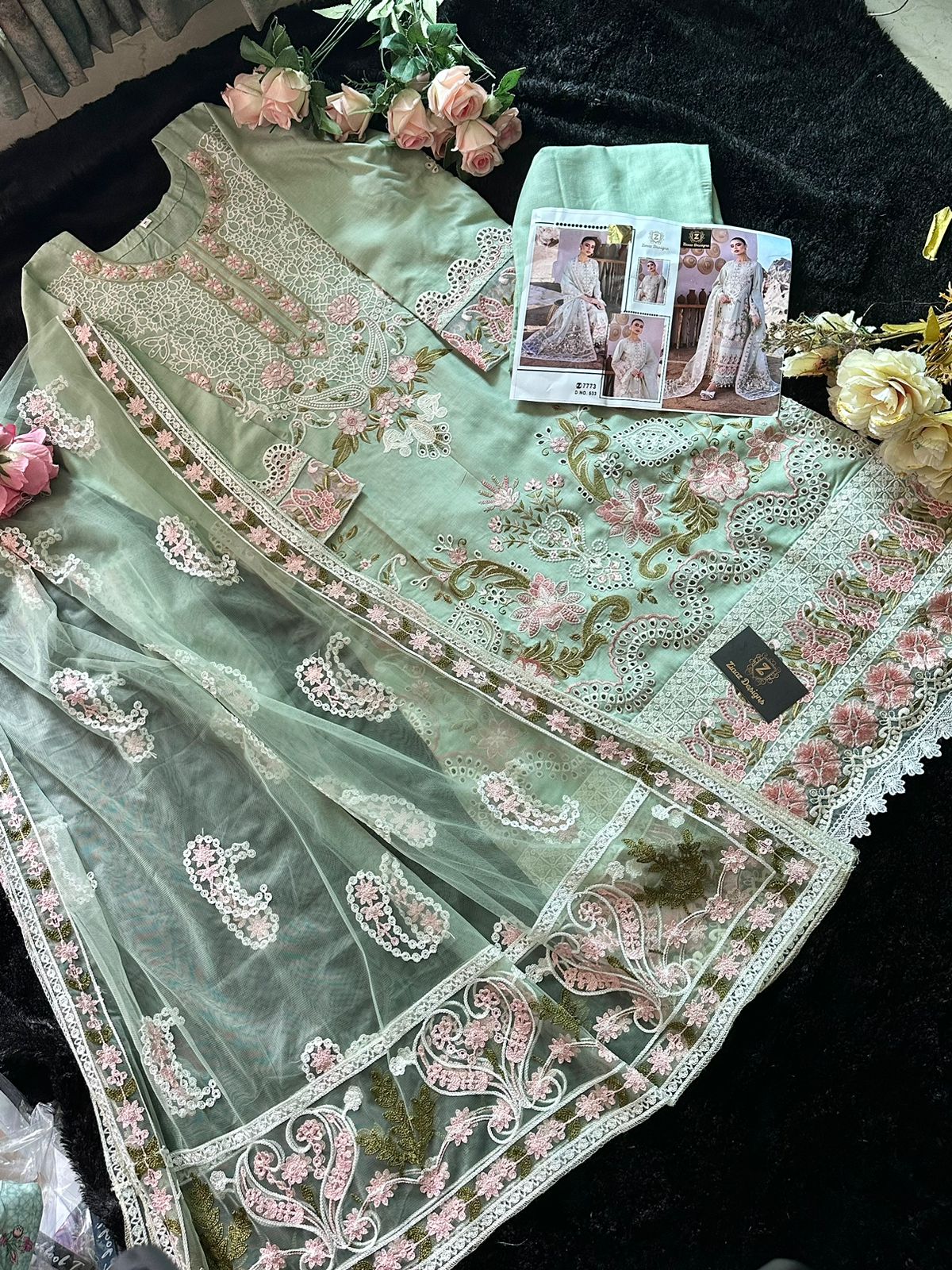 ZIAAZ DESIGNS 533 PAKISTANI SALWAR SUITS