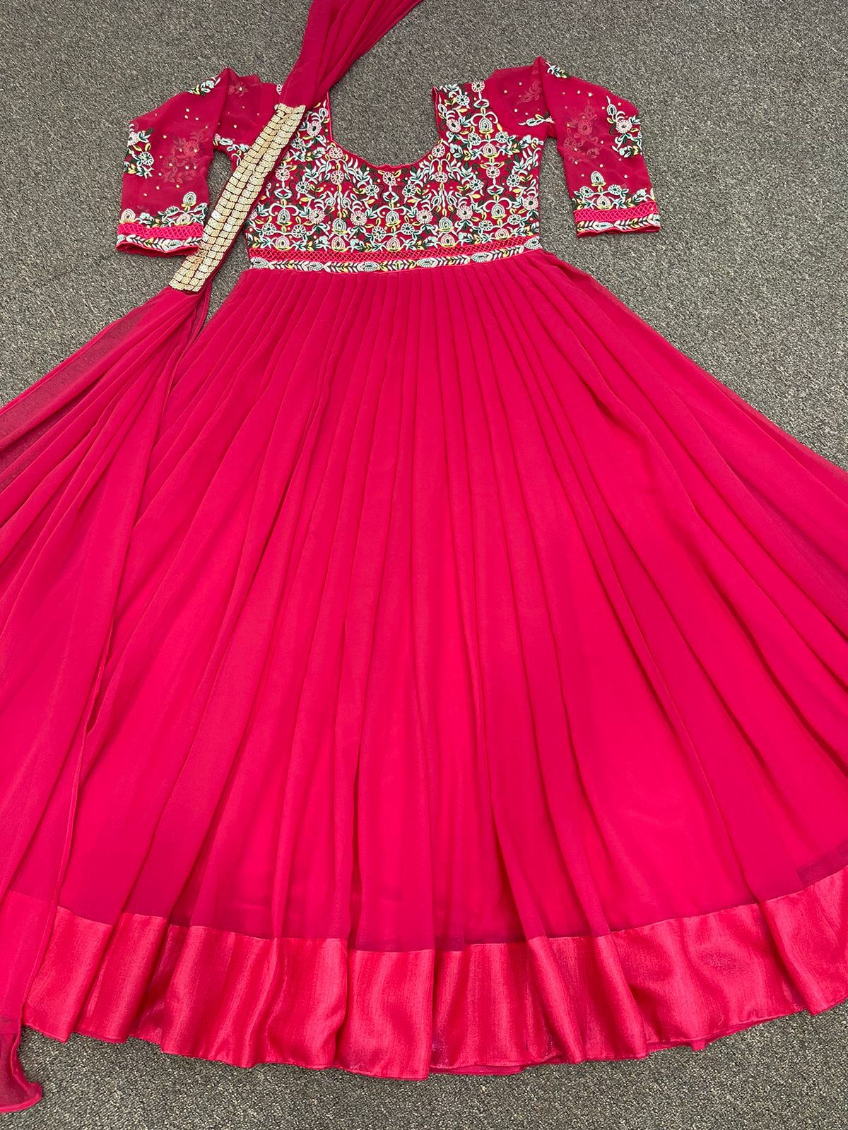 DHK 1147 DESIGNER GOWN WHOLESALE IN INDIA