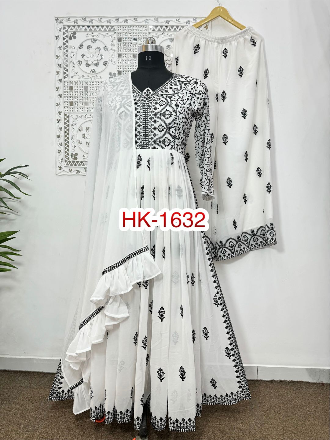 HK 1632 DESIGNER KURTI PLAZZO WHOLESALE