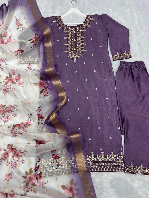 HK 1642 E DESIGNER SALWAR SUITS MANUFACTURER