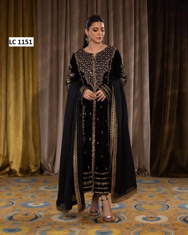 LC 1151 A DESIGNER VELVET SUITS WHOLESALE