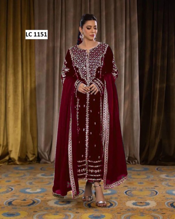 LC 1151 E DESIGNER VELVET SUITS WHOLESALE