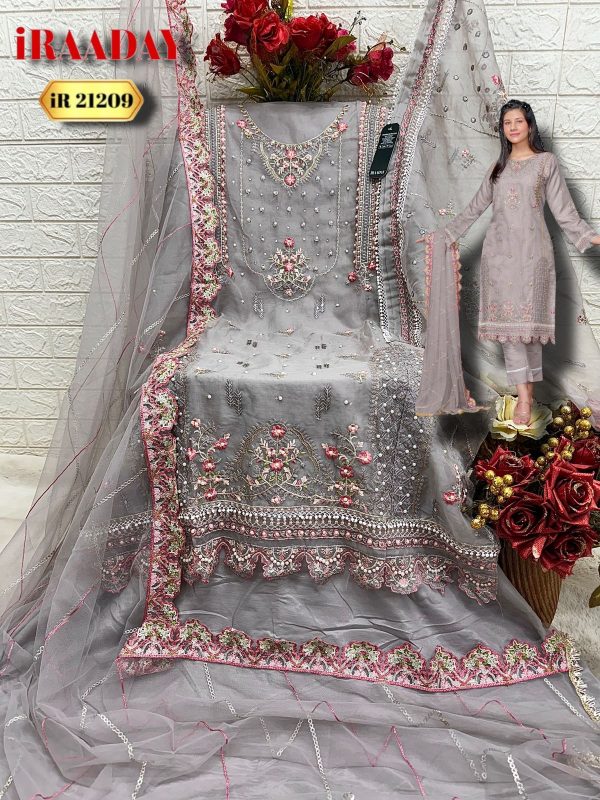 FEPIC IR 21209 IRAADAY PAKISTANI SUITS IN INDIA