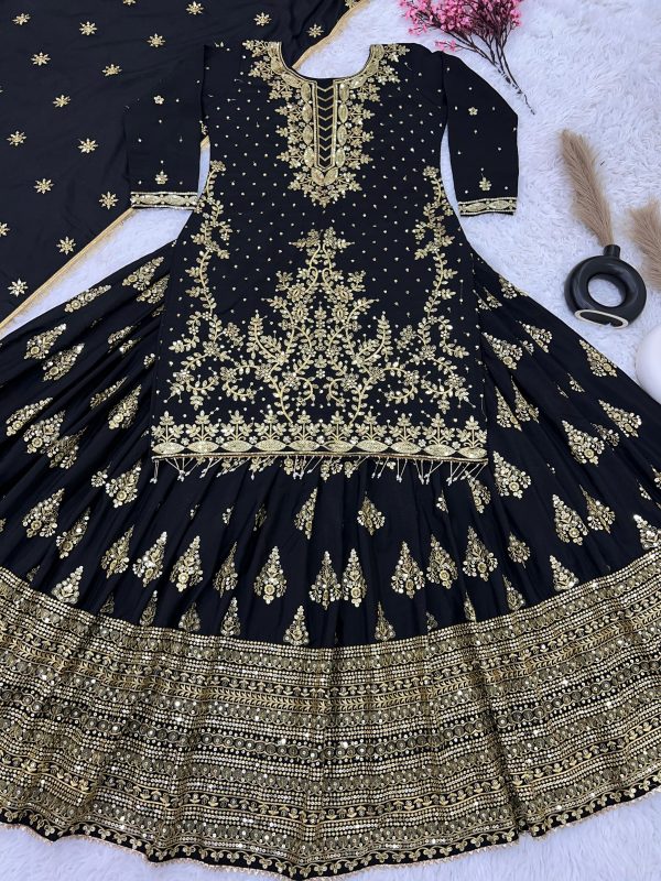 SHREE HARI NSR 806 H DESIGNER TOP LEHENGA