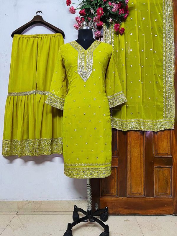 LC 1303 C DESIGNER SUITS WHOLESALE