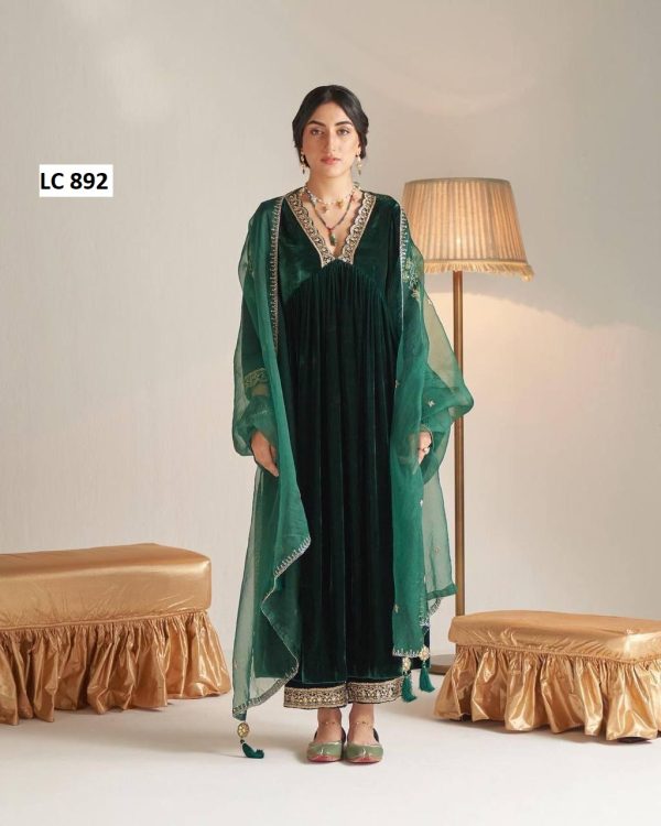 LC 892 A DESIGNER VELVET SUITS WHOLESALE