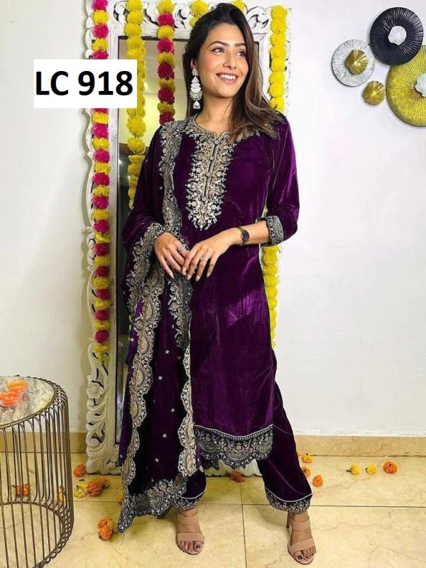 LC 918 DESIGNER VELVET SUITS WHOLESALE