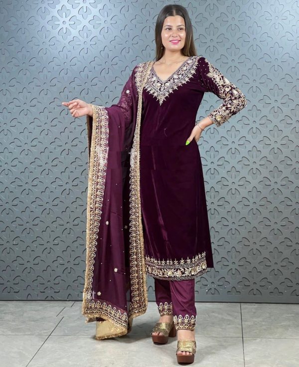 FD 7806 VELVET DESIGNER SALWAR KAMEEZ