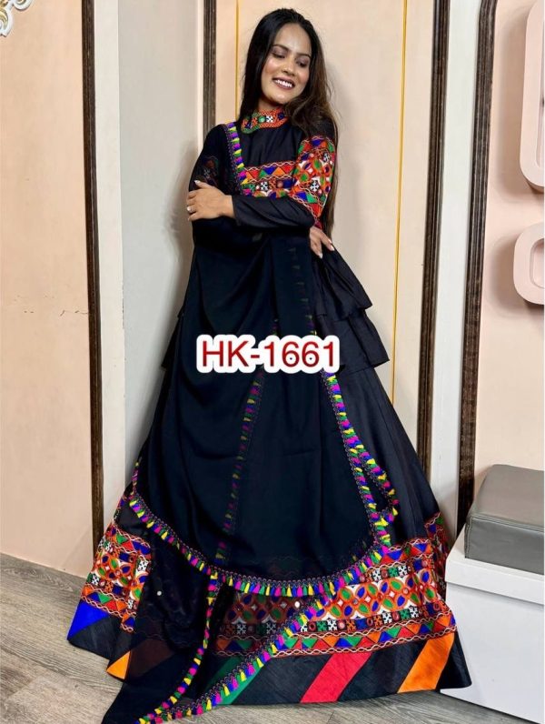 HK 1661 DESIGNER LEHENGA WHOLESALE