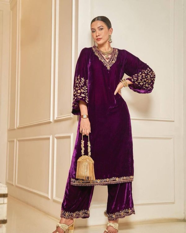 LC 903 A DESIGNER VELVET SALWAR SUITS