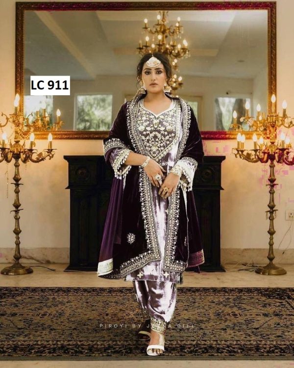 LC 911 B DESIGNER VELVET SUITS WHOLESALE