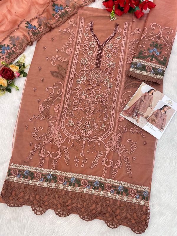 MAARIA A 1119 A PAKISTANI SUITS IN INDIA