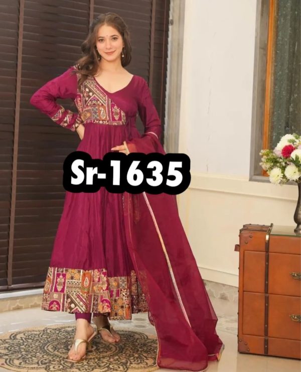 SHREE HARI SR 1635 DESIGNER GOWN WHOLESALE