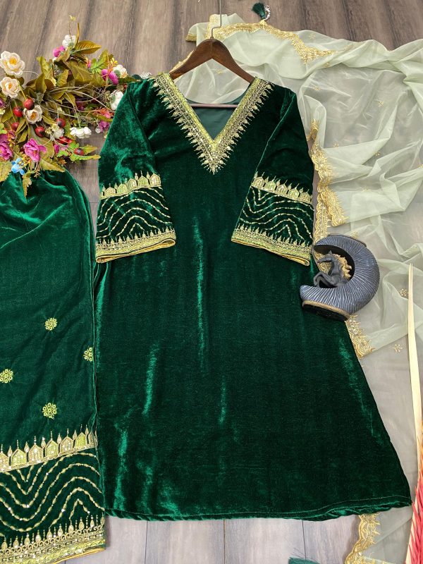 BE 193 DESIGNER VELVET SALWAR SUITS IN INDIA