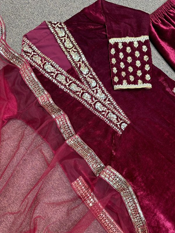 DHK 1235 DESIGNER VELVET SALWAR SUITS