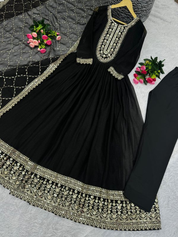 HK 1651 DESIGNER GOWN WHOLESALE