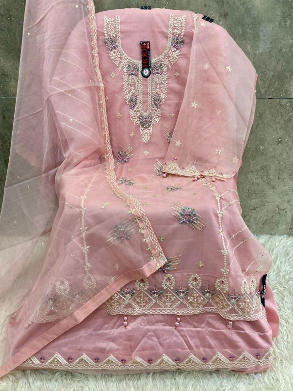 HOOR TEX OR 38 D PAKISTANI SALWAR SUITS