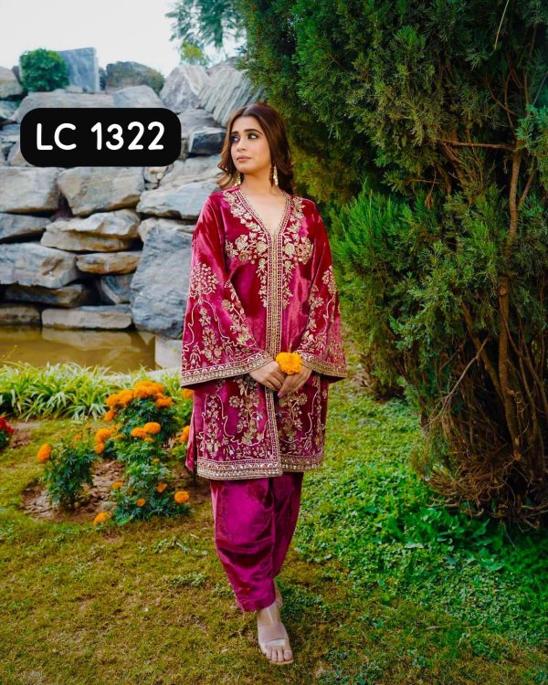 LC 1322 DESIGNER VELVET SALWAR SUITS