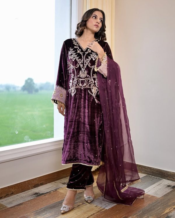 LG 1888 DESIGNER VELVET SUITS WHOLESALE