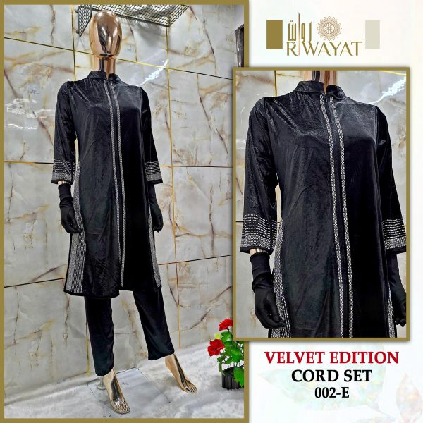 RIWAYAT 002 E READYMADE VELVET CORD SET