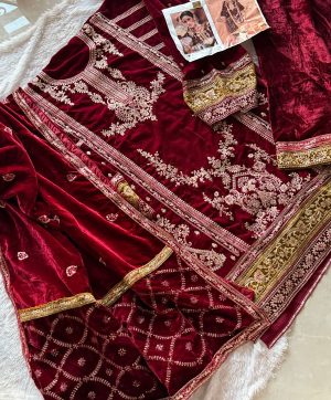 ZIAAZ DESIGNS 653 D VELVET SALWAR SUITS