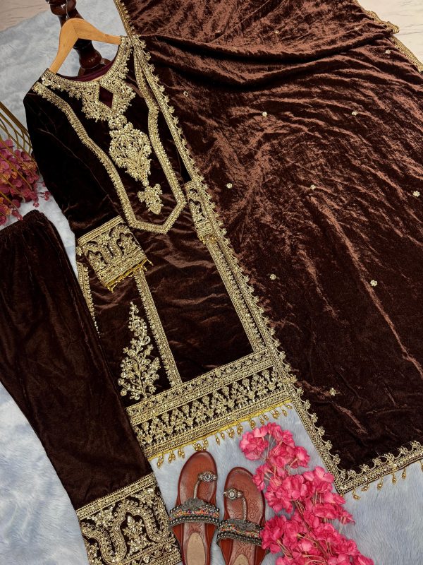 AAROHI DESIGNER PD 1072 E VELVET PAKISTANI SUITS